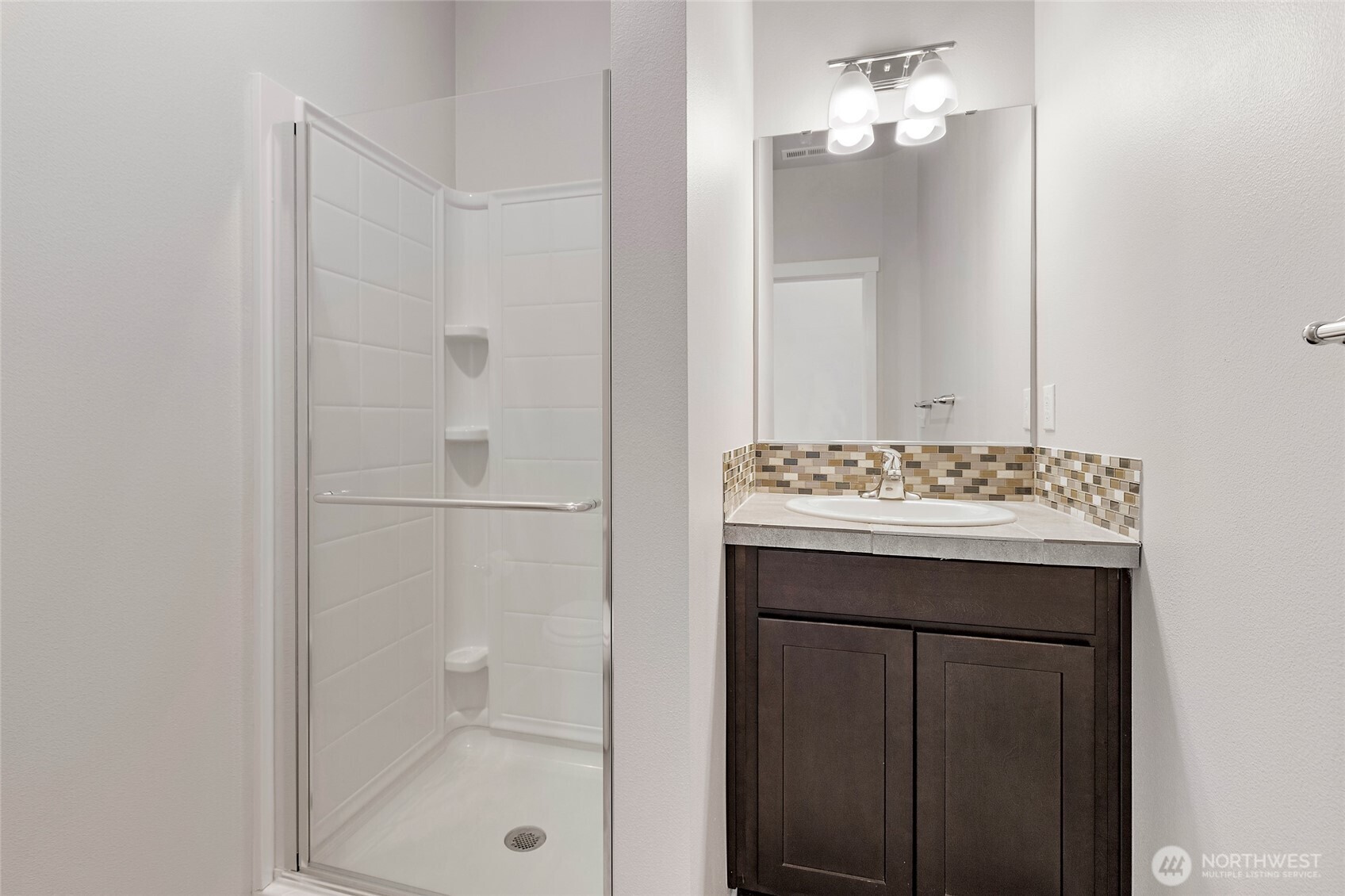 10401 Skyline Avenue