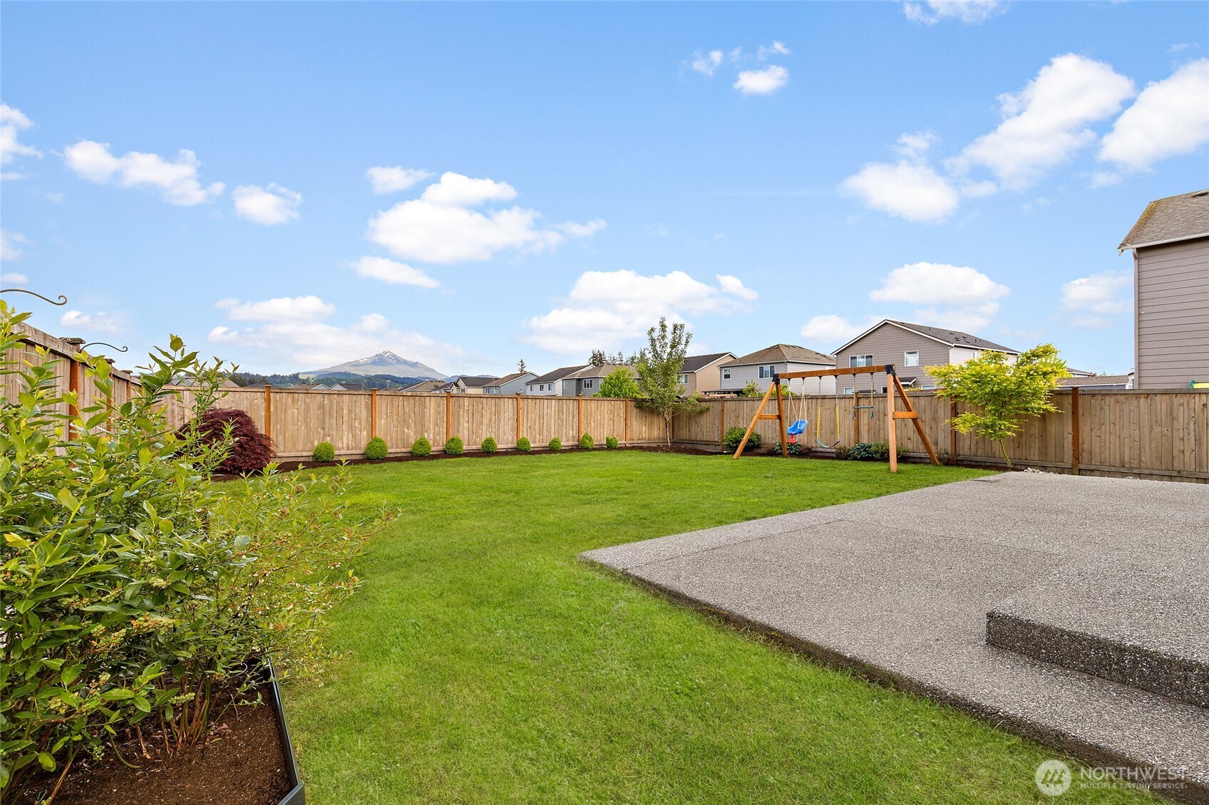 10401 Skyline Avenue