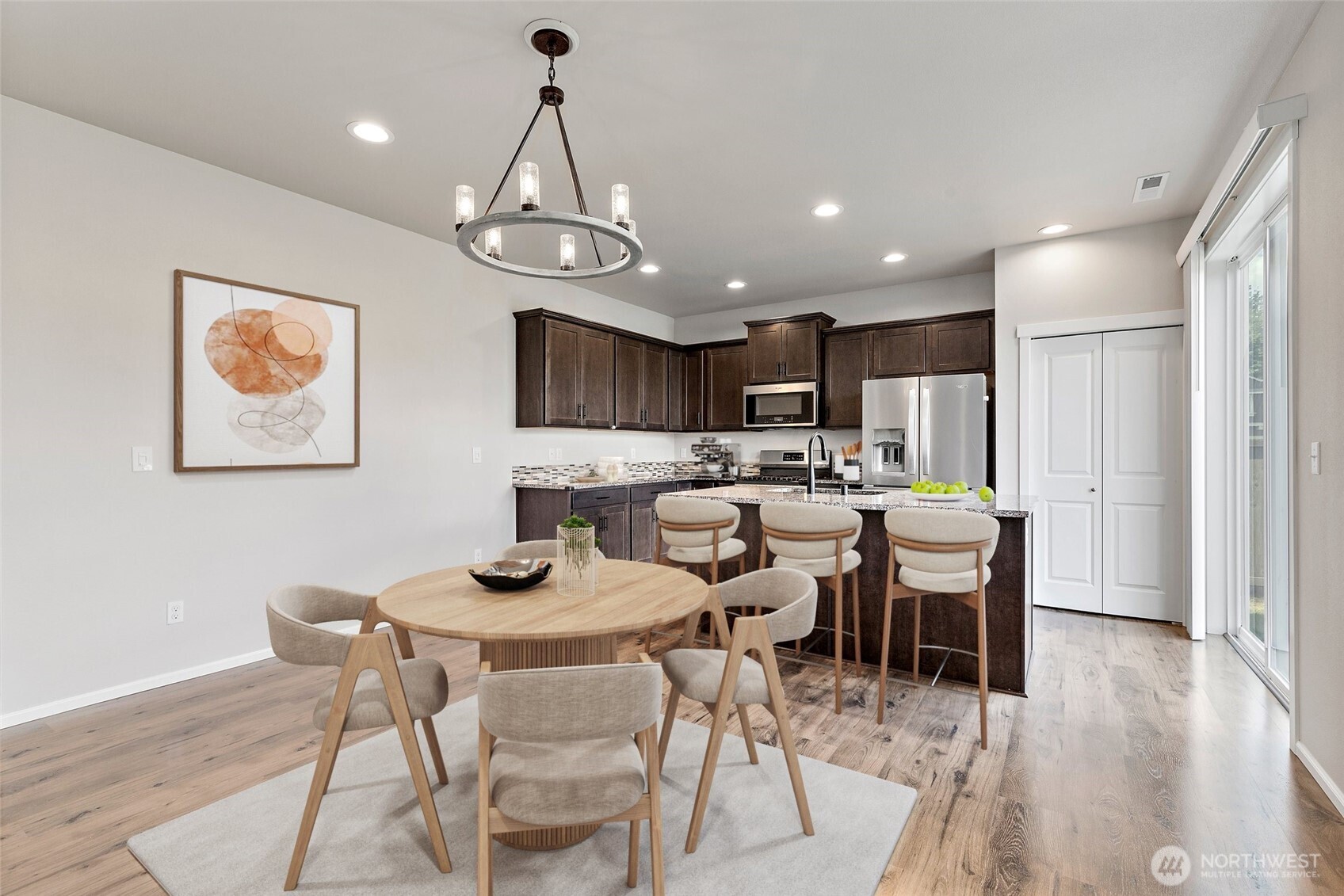 10401 Skyline Avenue