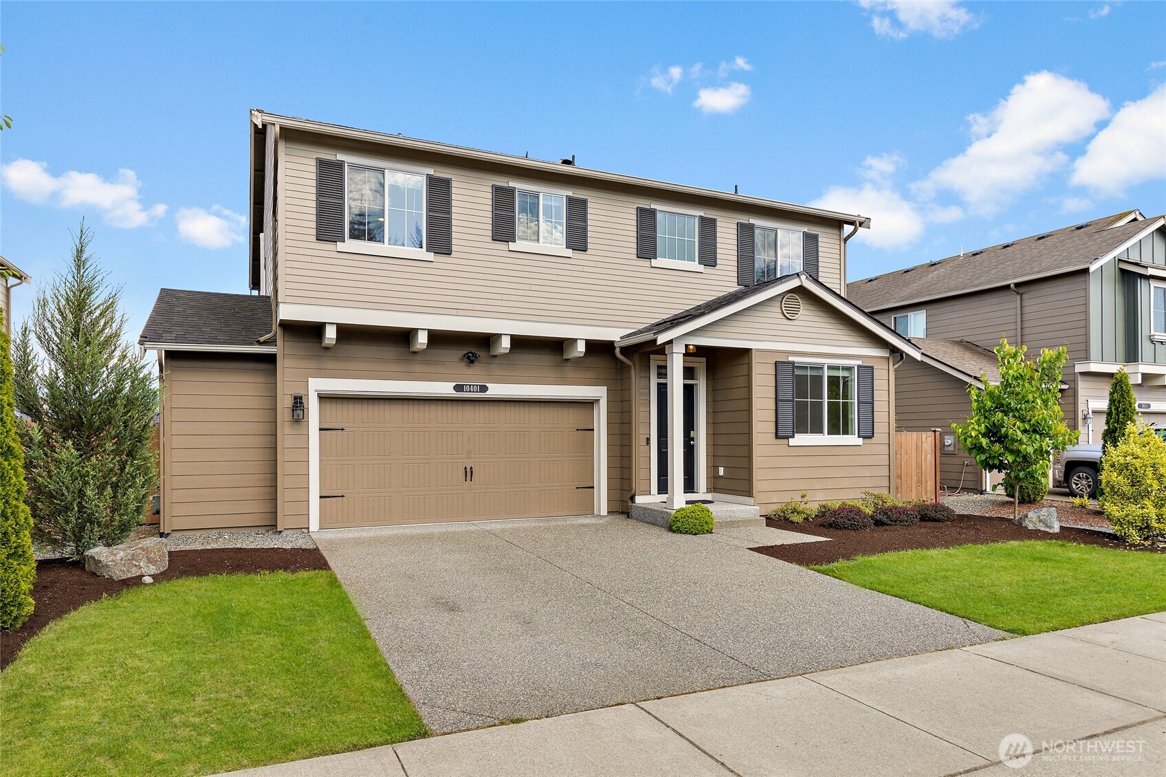 10401 Skyline Avenue