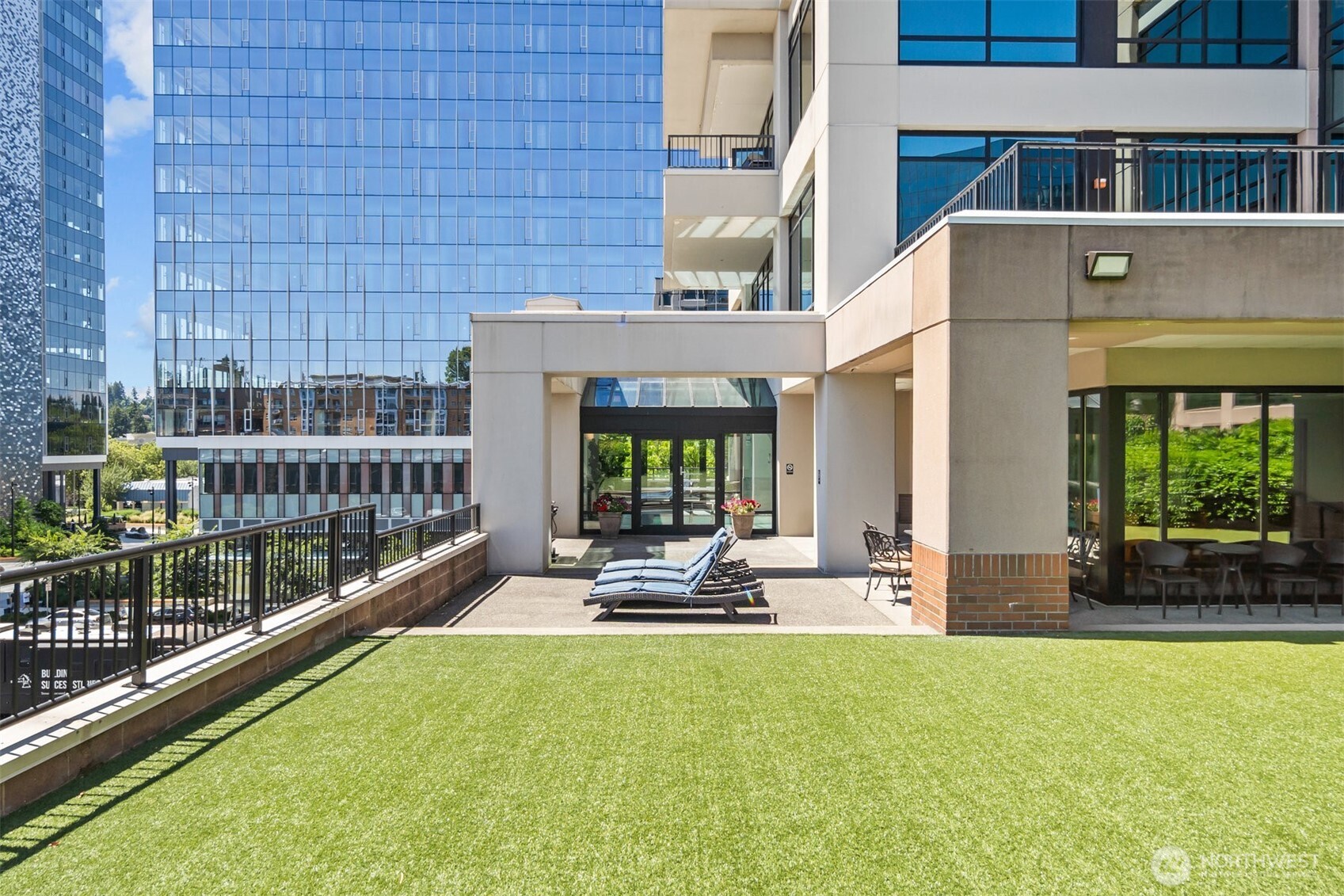 177 107th Avenue NE Unit: 1906
