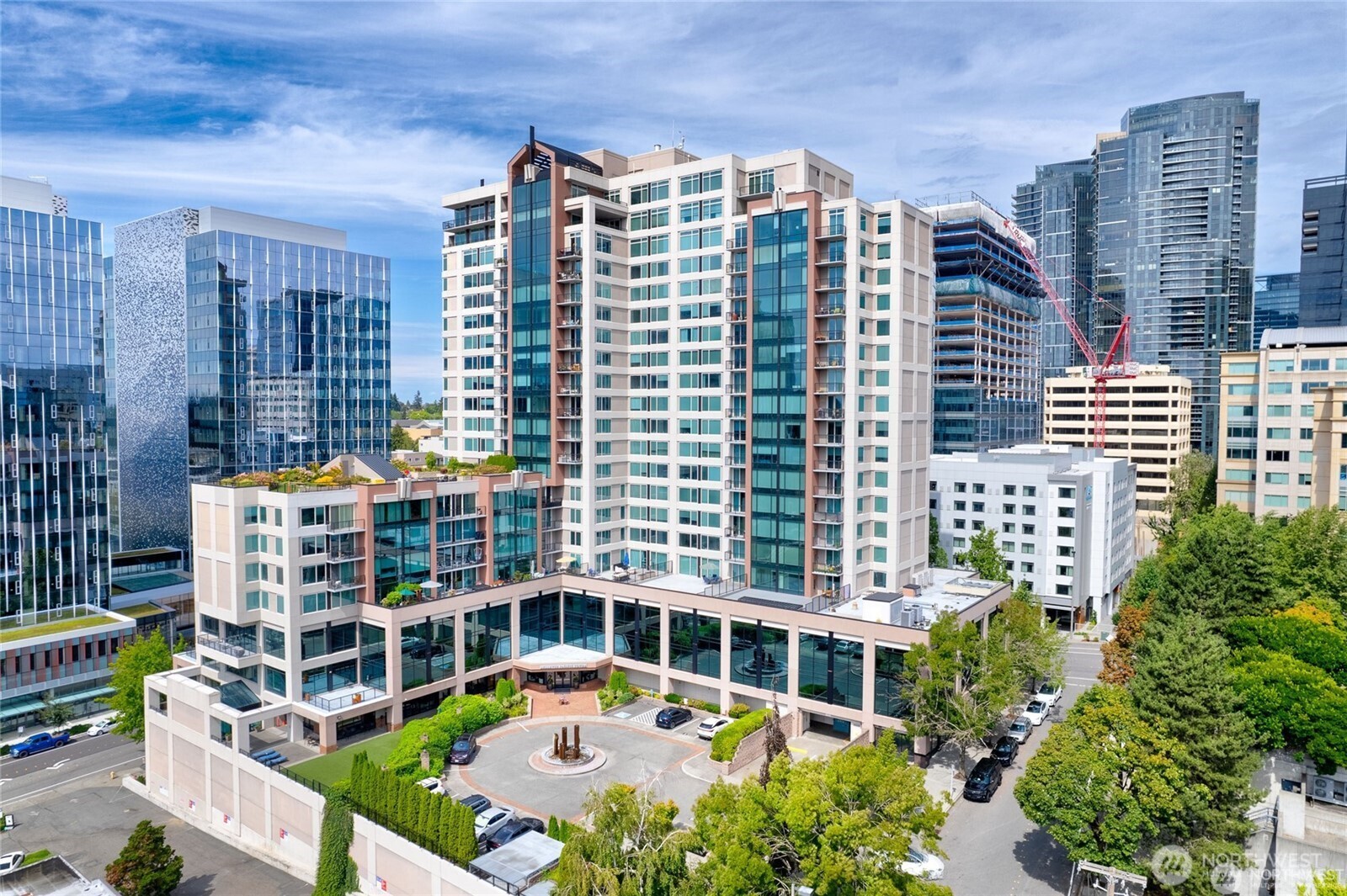 177 107th Avenue NE Unit: 1906