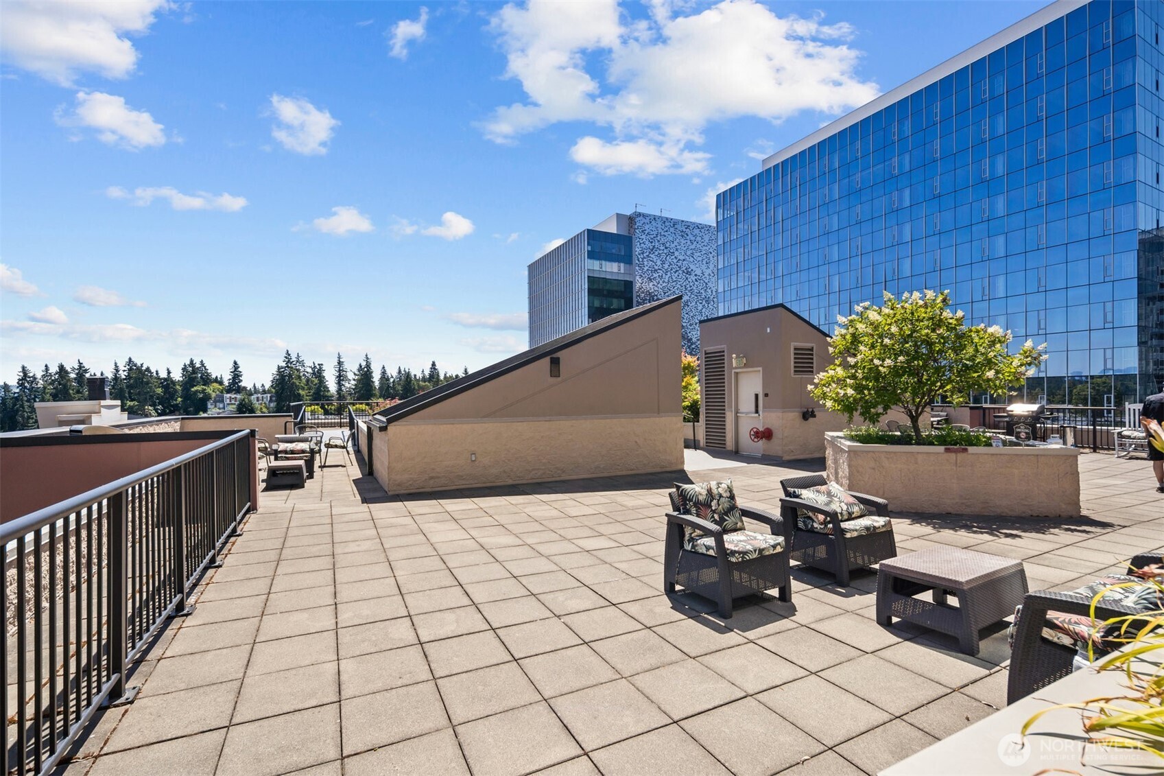 177 107th Avenue NE Unit: 1906