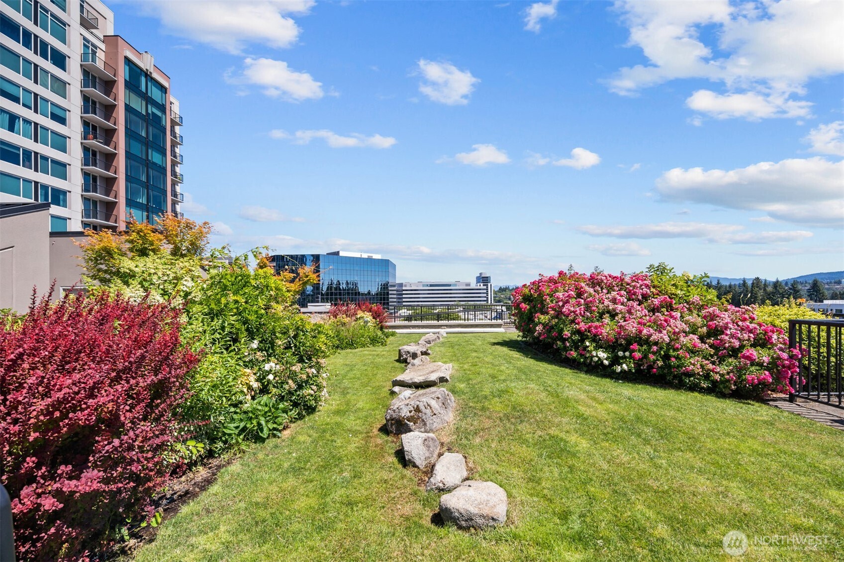 177 107th Avenue NE Unit: 1906