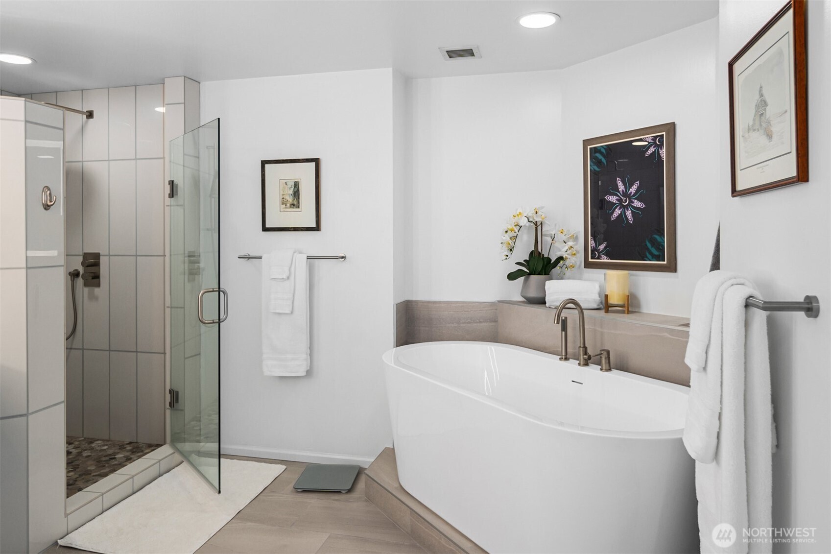 177 107th Avenue NE Unit: 1906