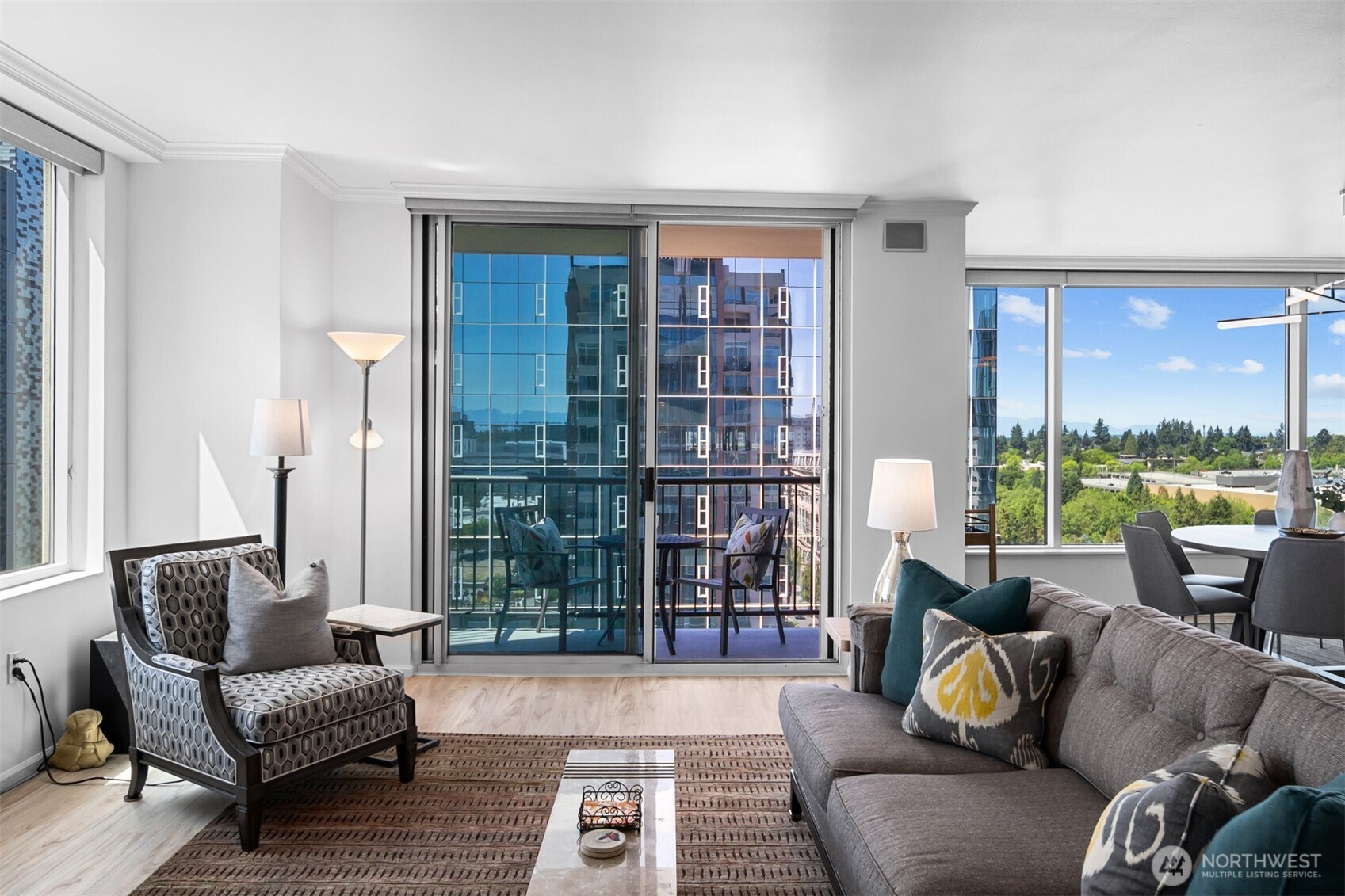 177 107th Avenue NE Unit: 1906