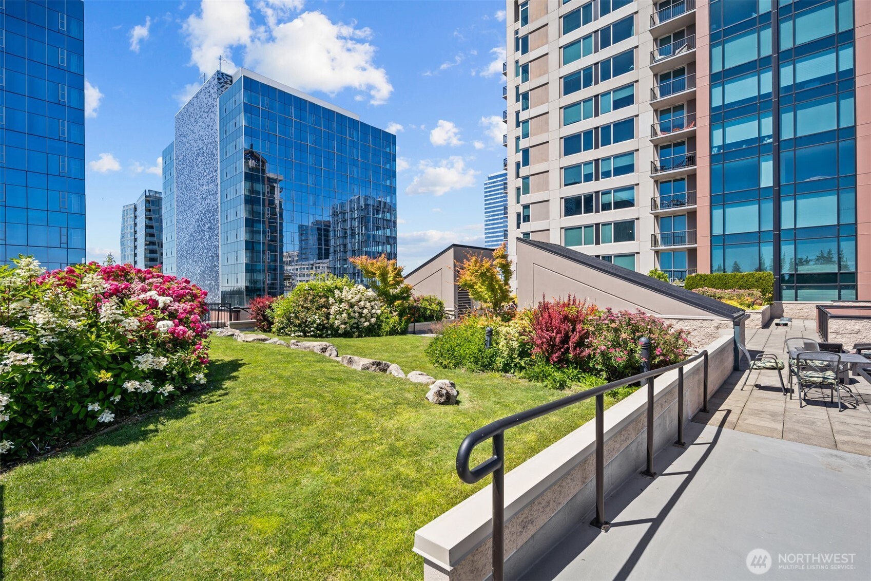 177 107th Avenue NE Unit: 1906