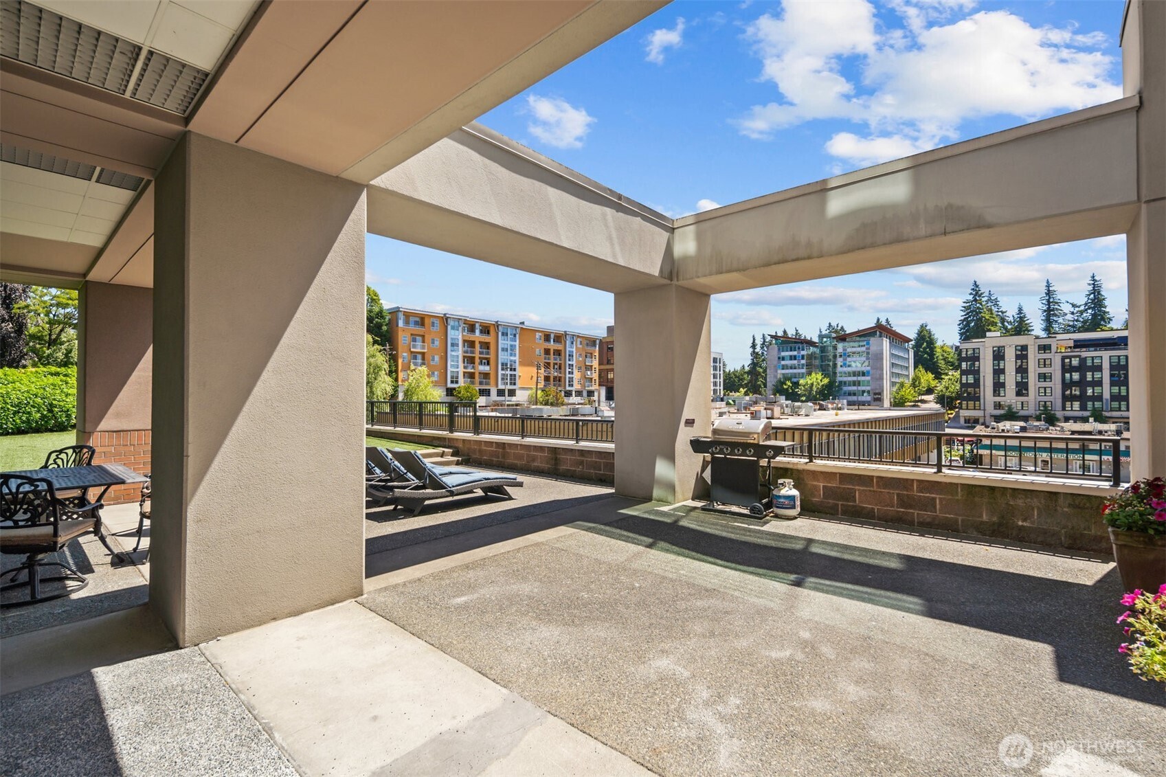 177 107th Avenue NE Unit: 1906