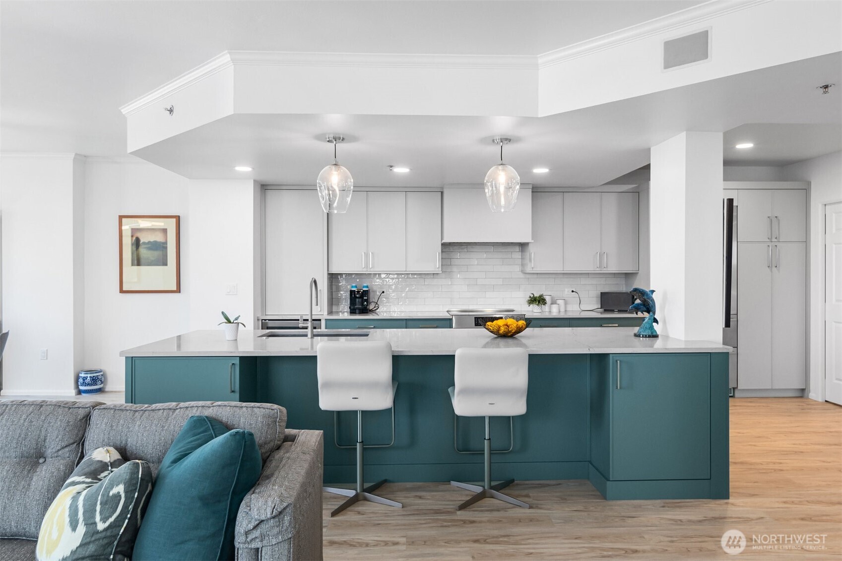 177 107th Avenue NE Unit: 1906