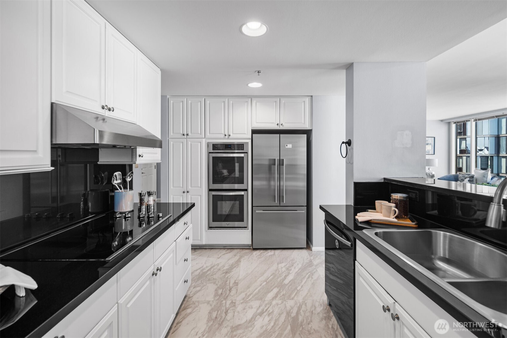 177 107th Avenue NE Unit: 1702