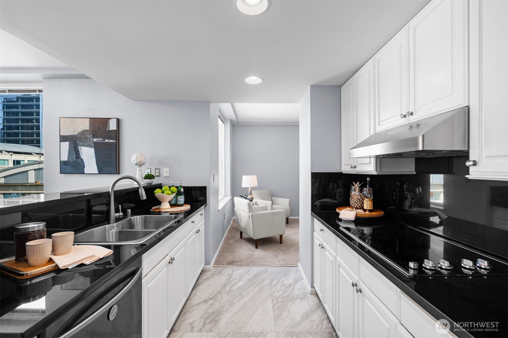 177 107th Avenue NE Unit: 1702