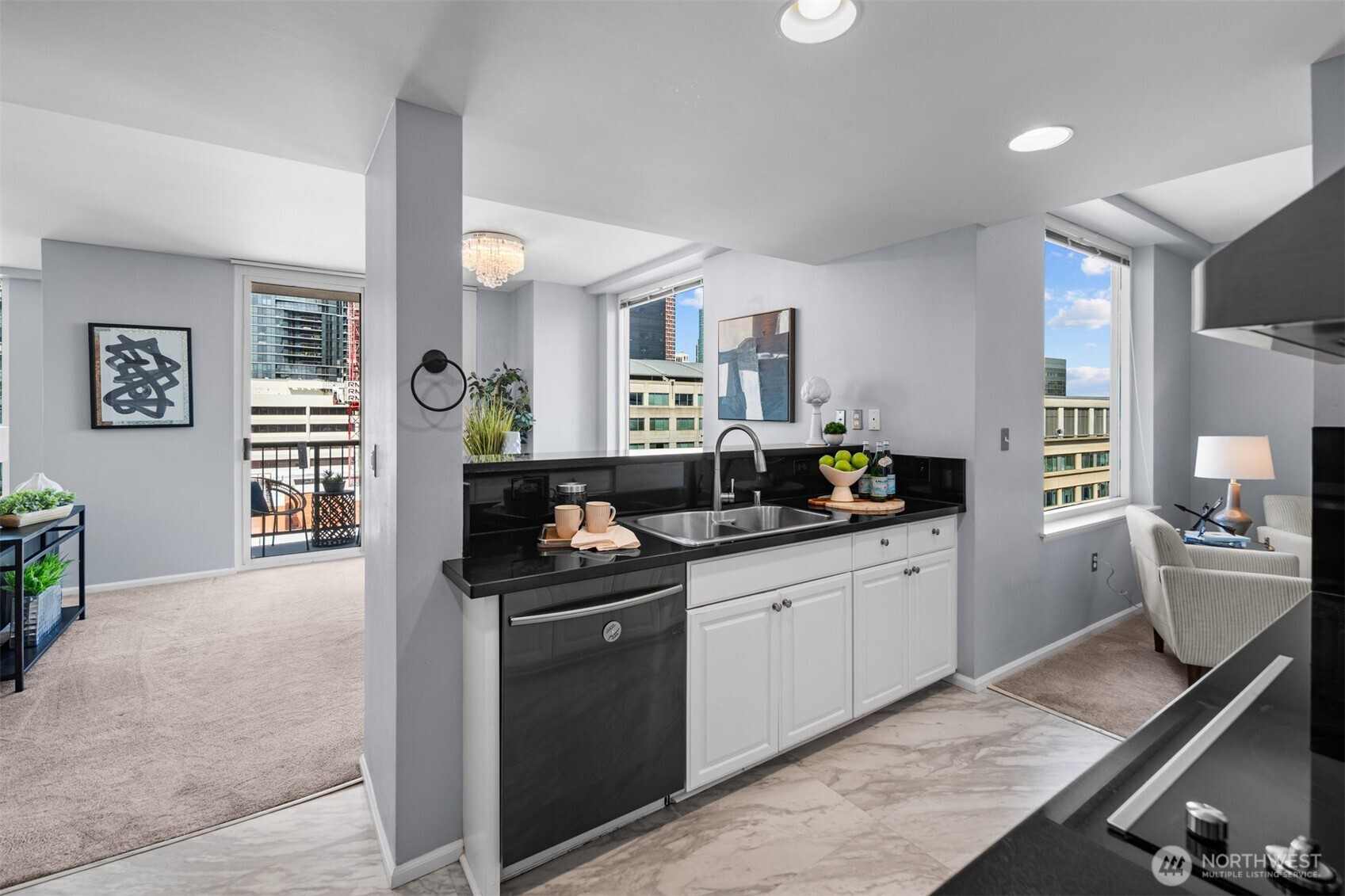 177 107th Avenue NE Unit: 1702