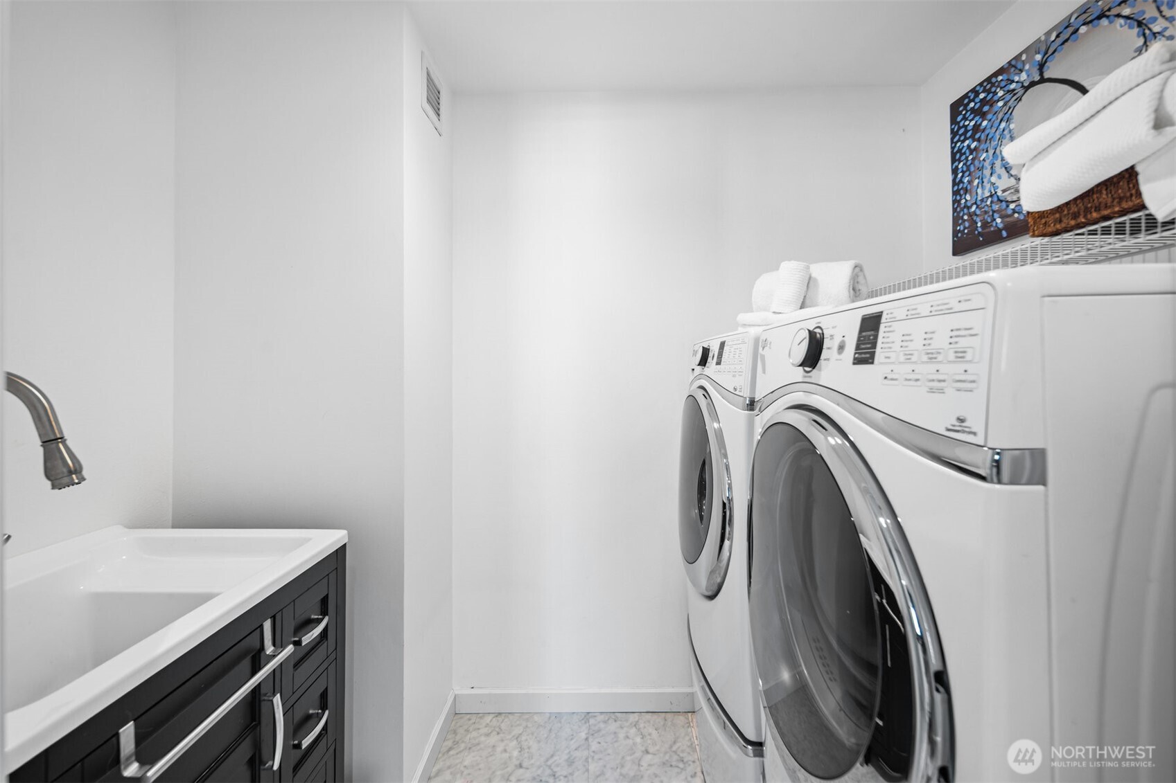 177 107th Avenue NE Unit: 1702