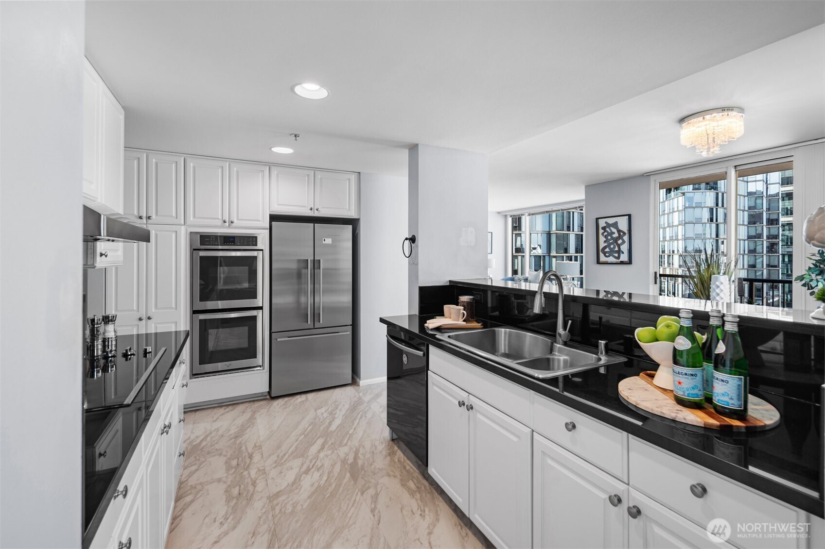 177 107th Avenue NE Unit: 1702