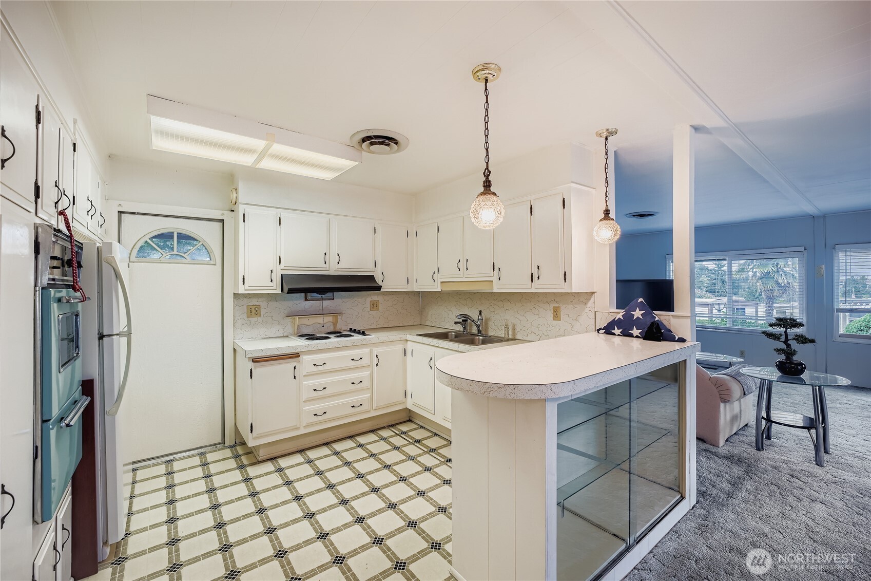 18112 36th Avenue S