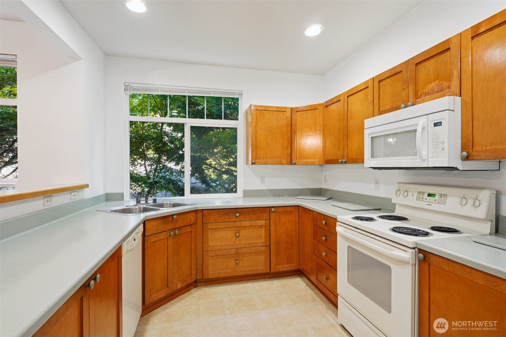 12712 Admiralty Way Unit: C-206