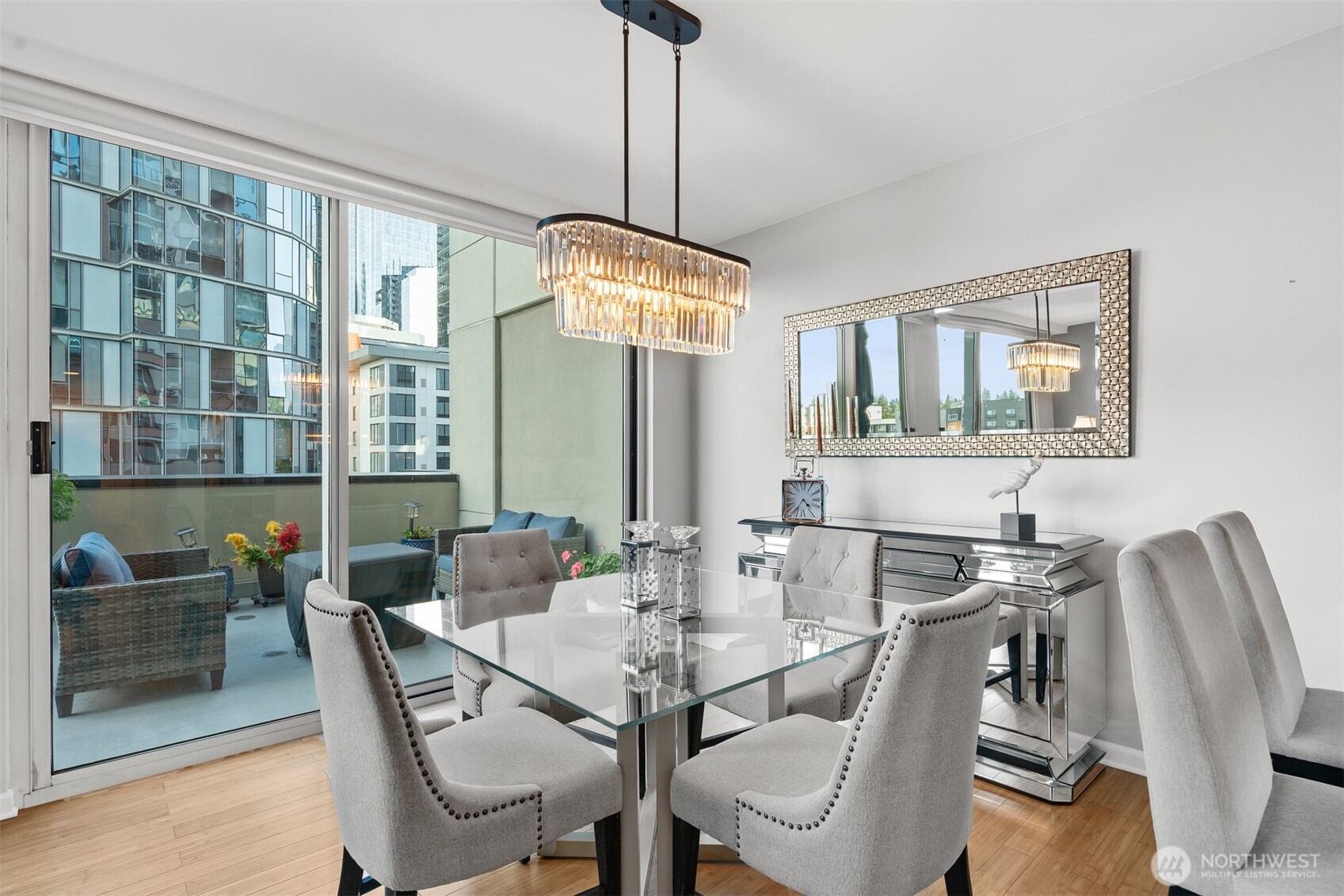 177 107th Avenue NE Unit: 720