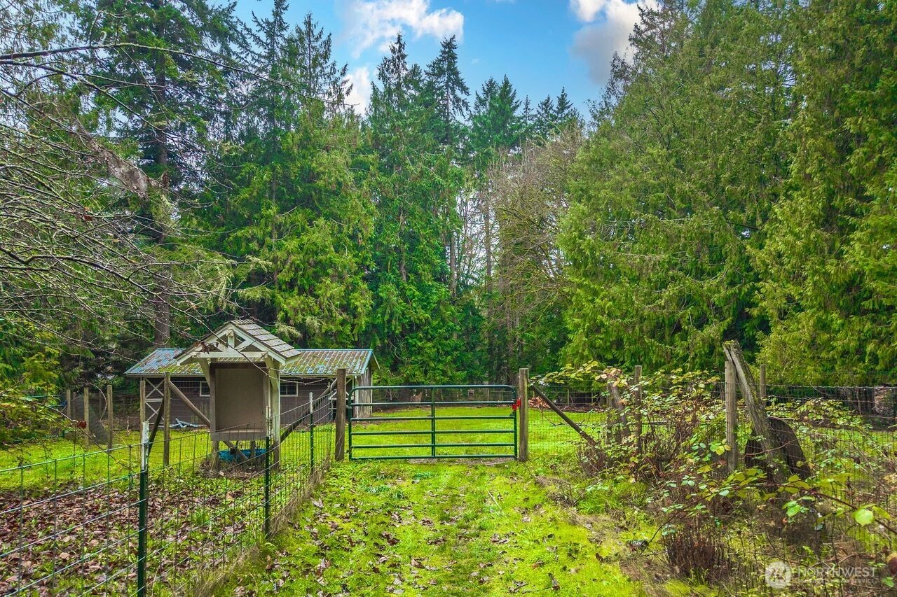 12391 S Keyport Road NE