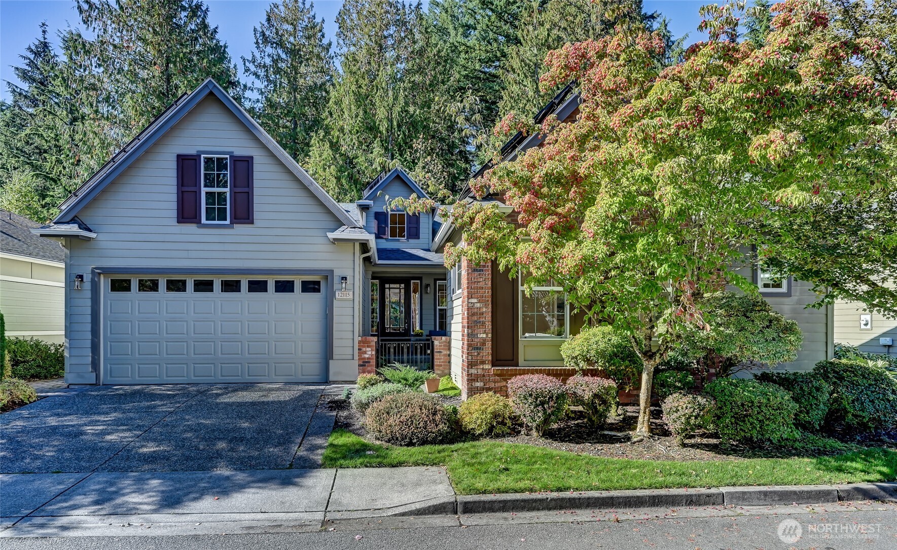 12115 Big Leaf Way NE
