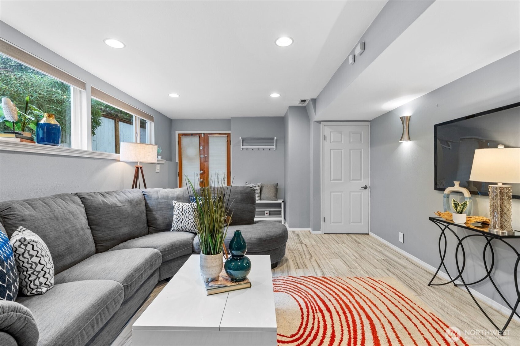 15612 38th Avenue NE