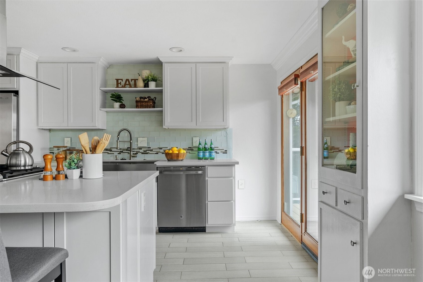 15612 38th Avenue NE