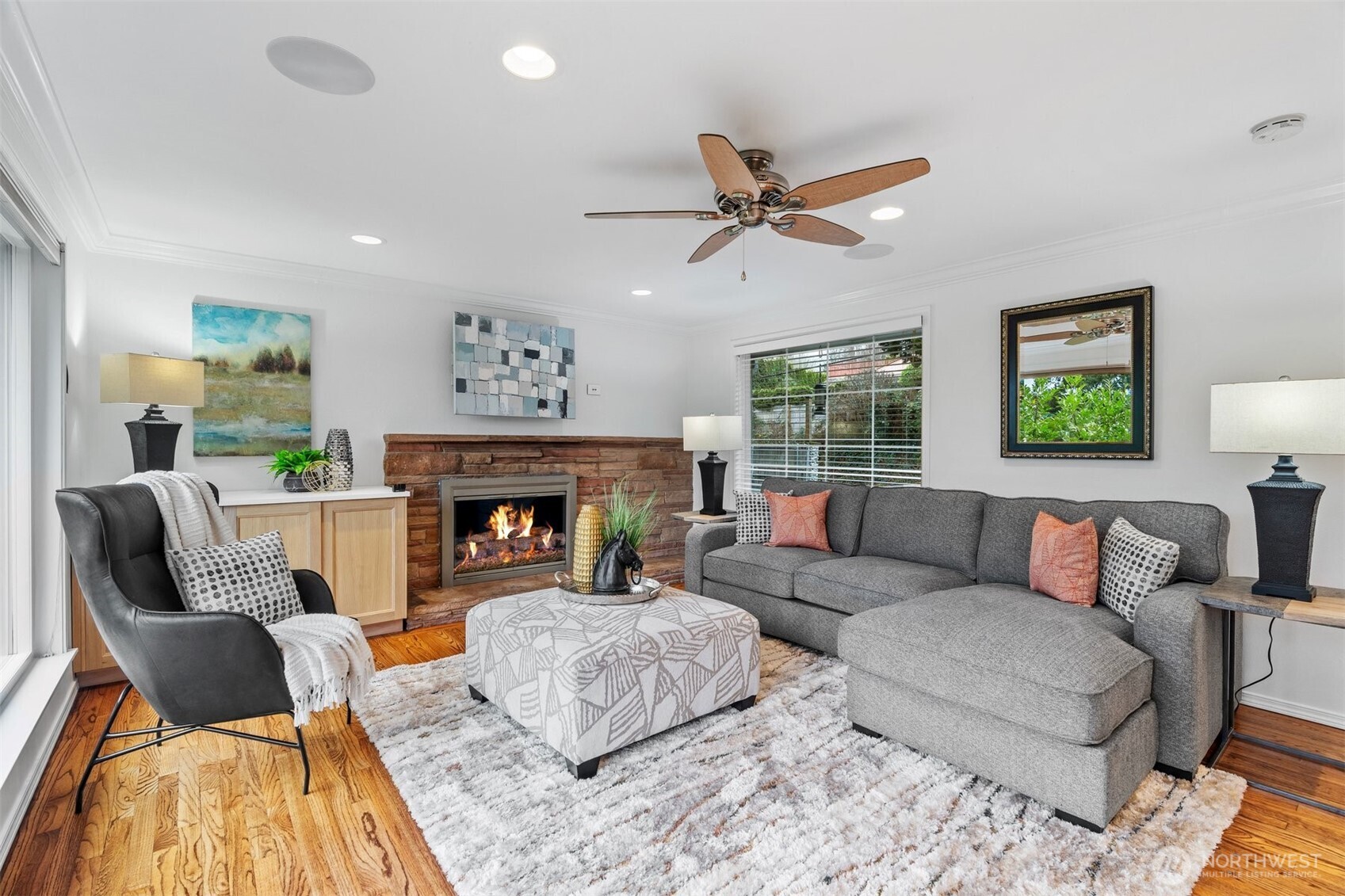 15612 38th Avenue NE