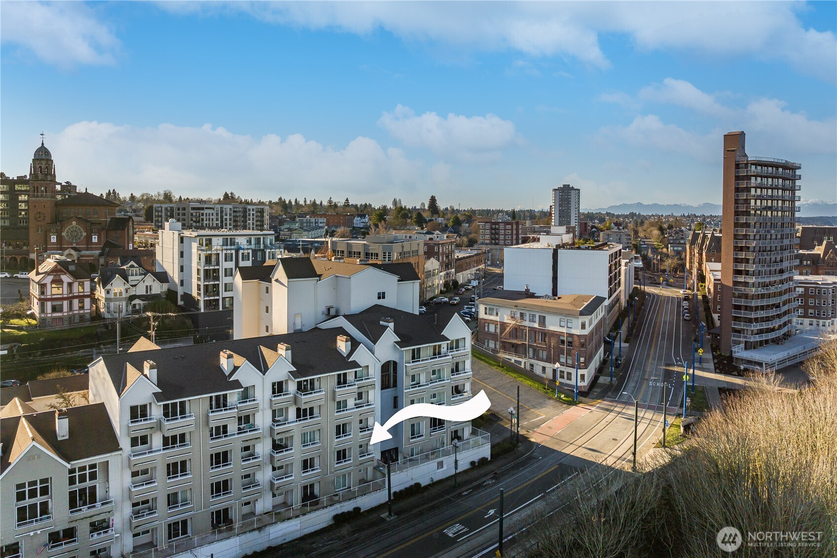 1 Broadway Unit: 211