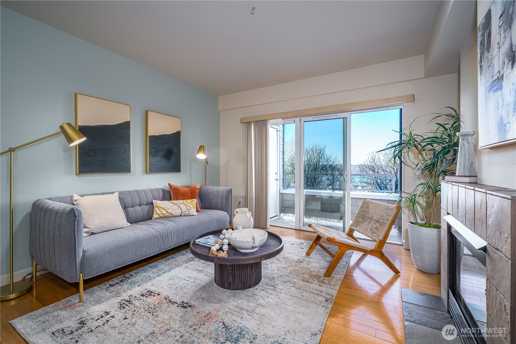 1 Broadway Unit: 211