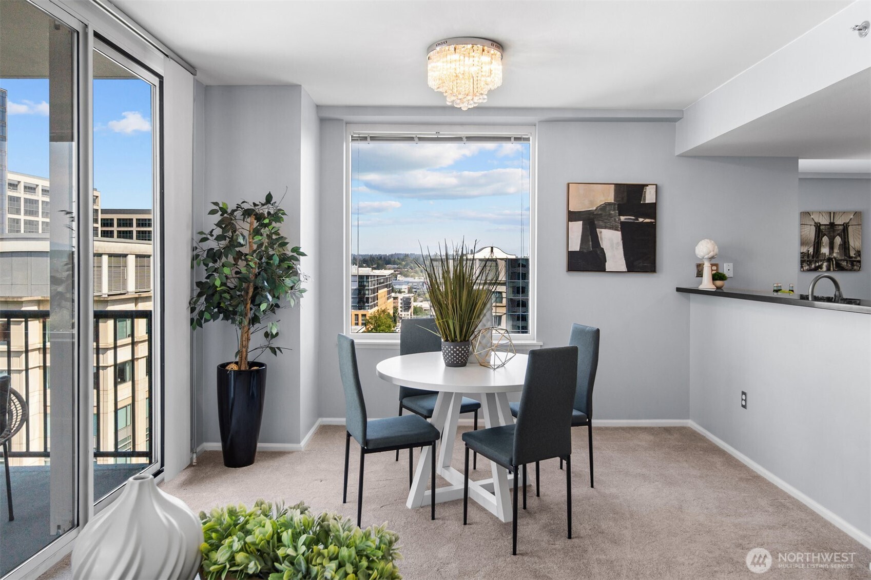 177 107th Avenue NE Unit: 1702