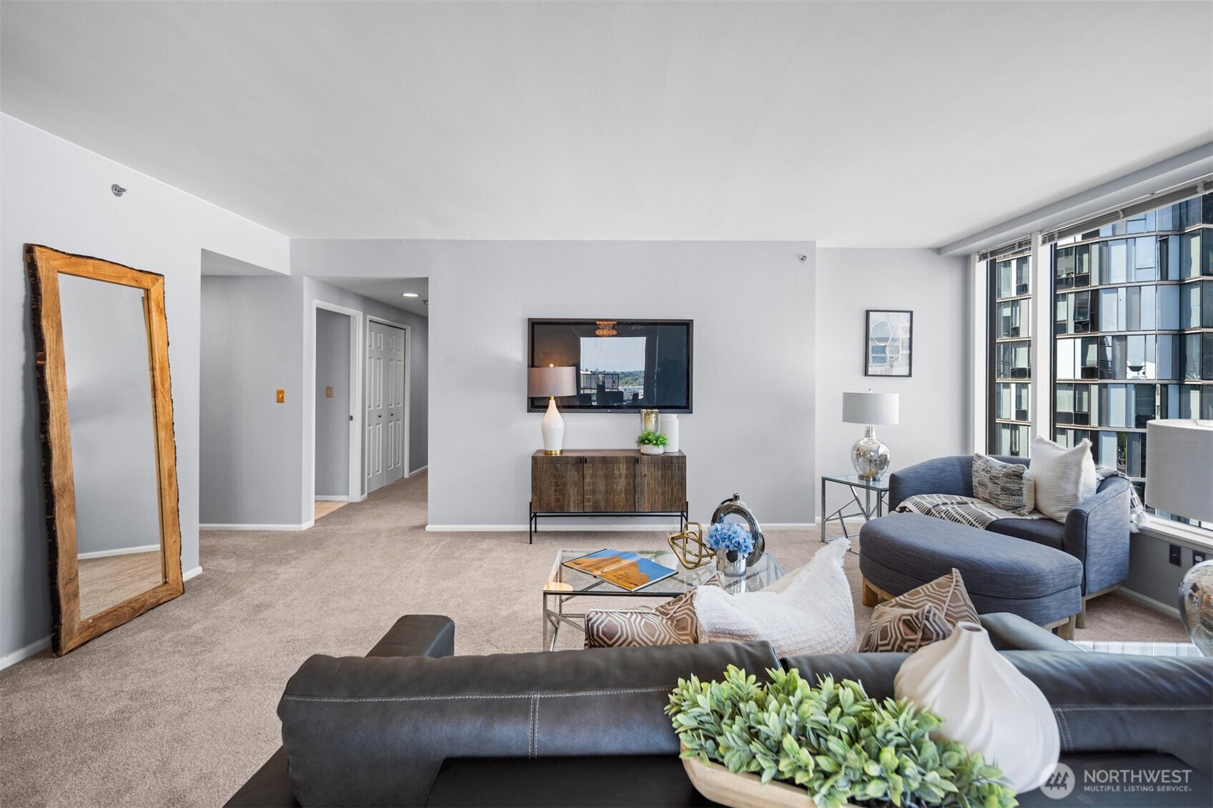 177 107th Avenue NE Unit: 1702