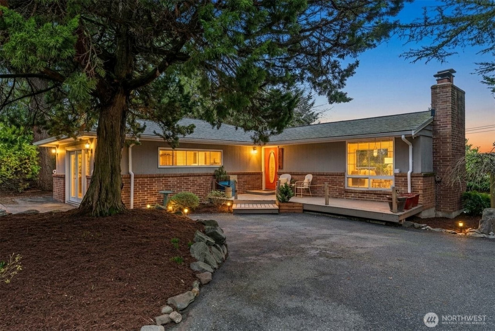 15612 38th Avenue NE