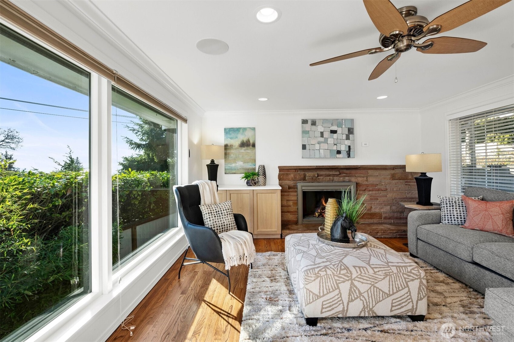 15612 38th Avenue NE