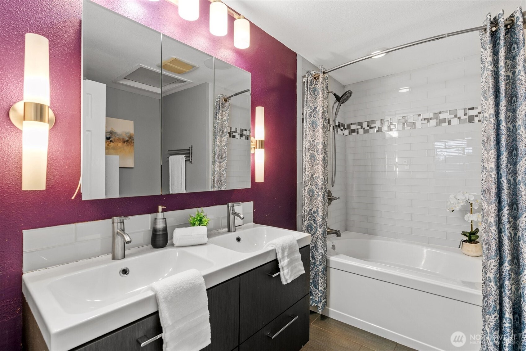 15612 38th Avenue NE