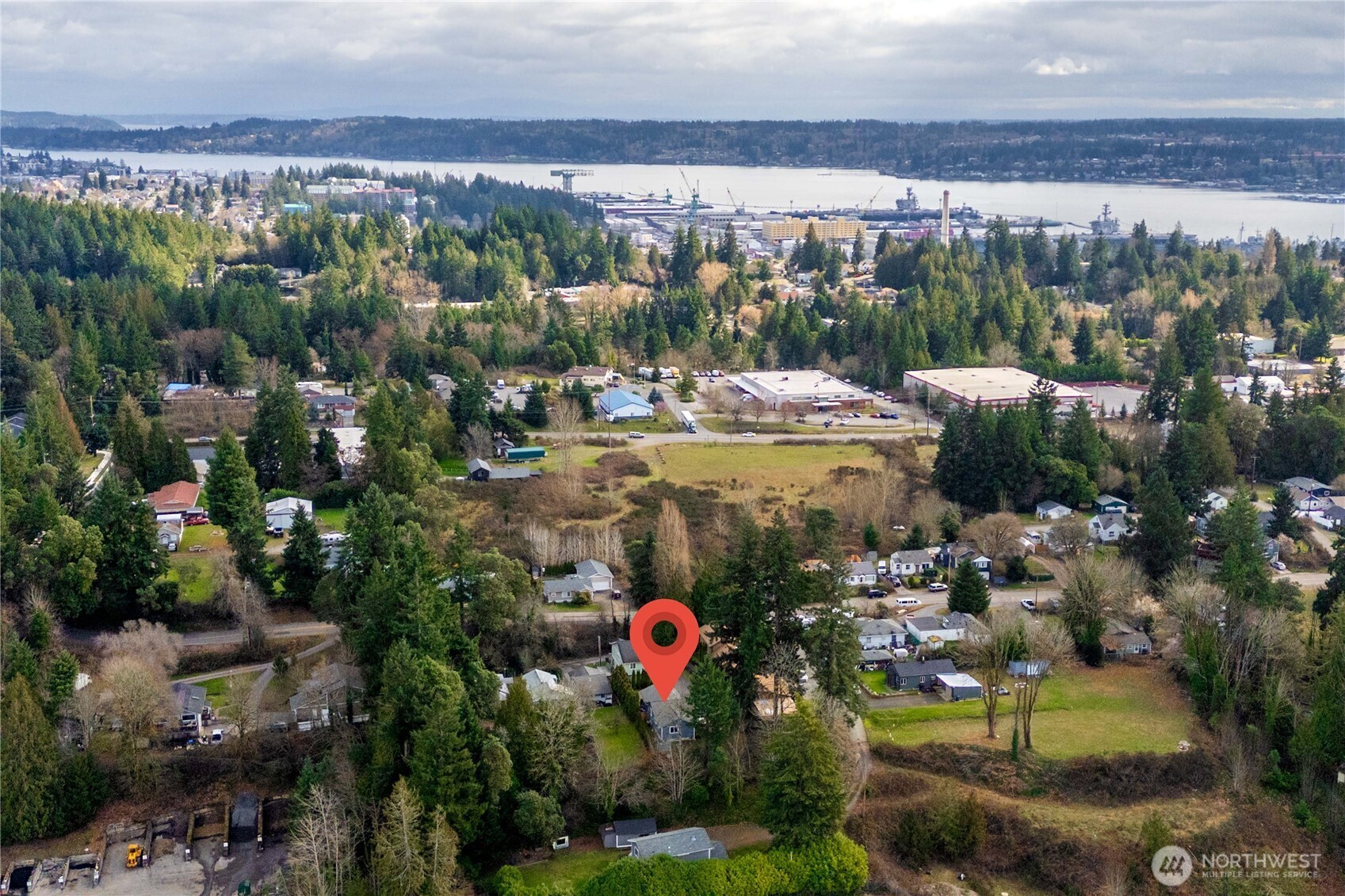 127 Bremerton Boulevard W