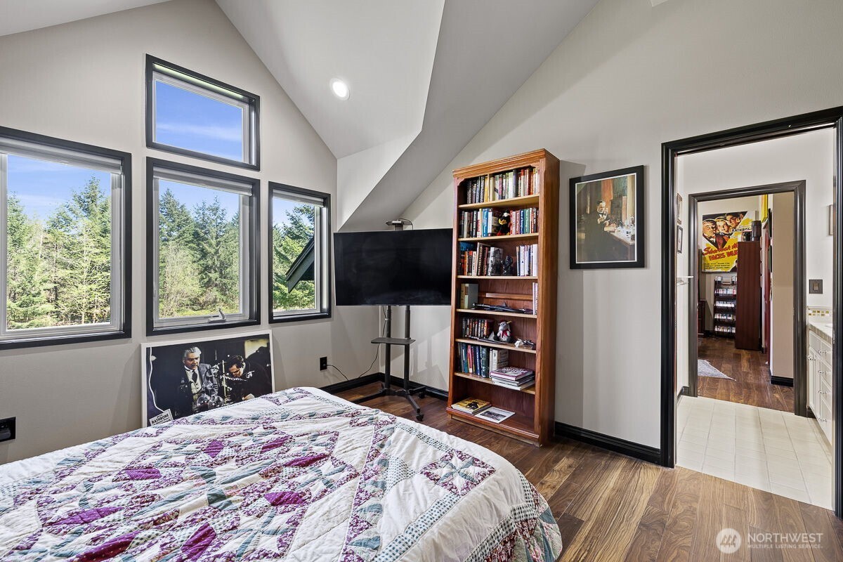 17906 80th Street NE