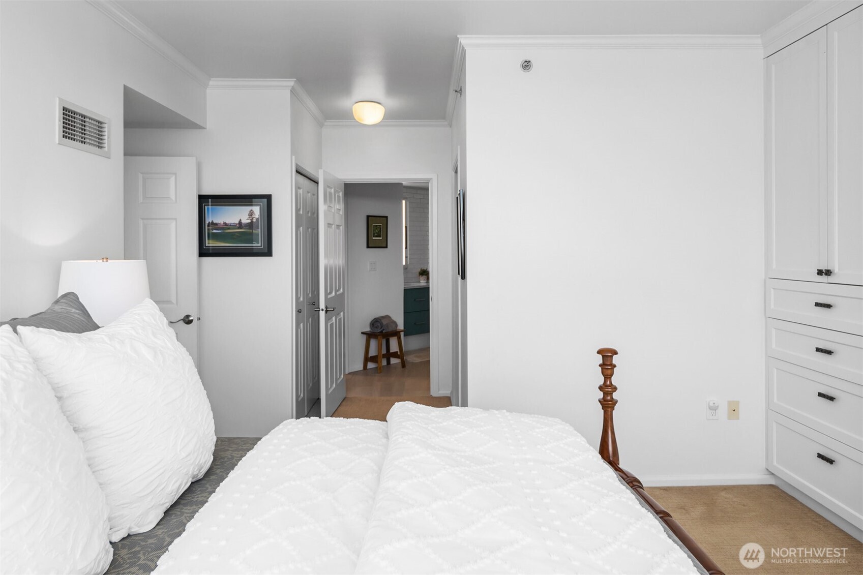 177 107th Avenue NE Unit: 1906