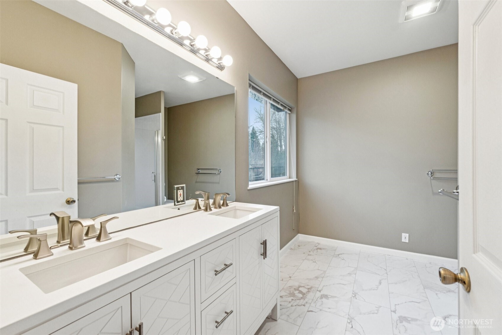 17214 Snohomish Avenue