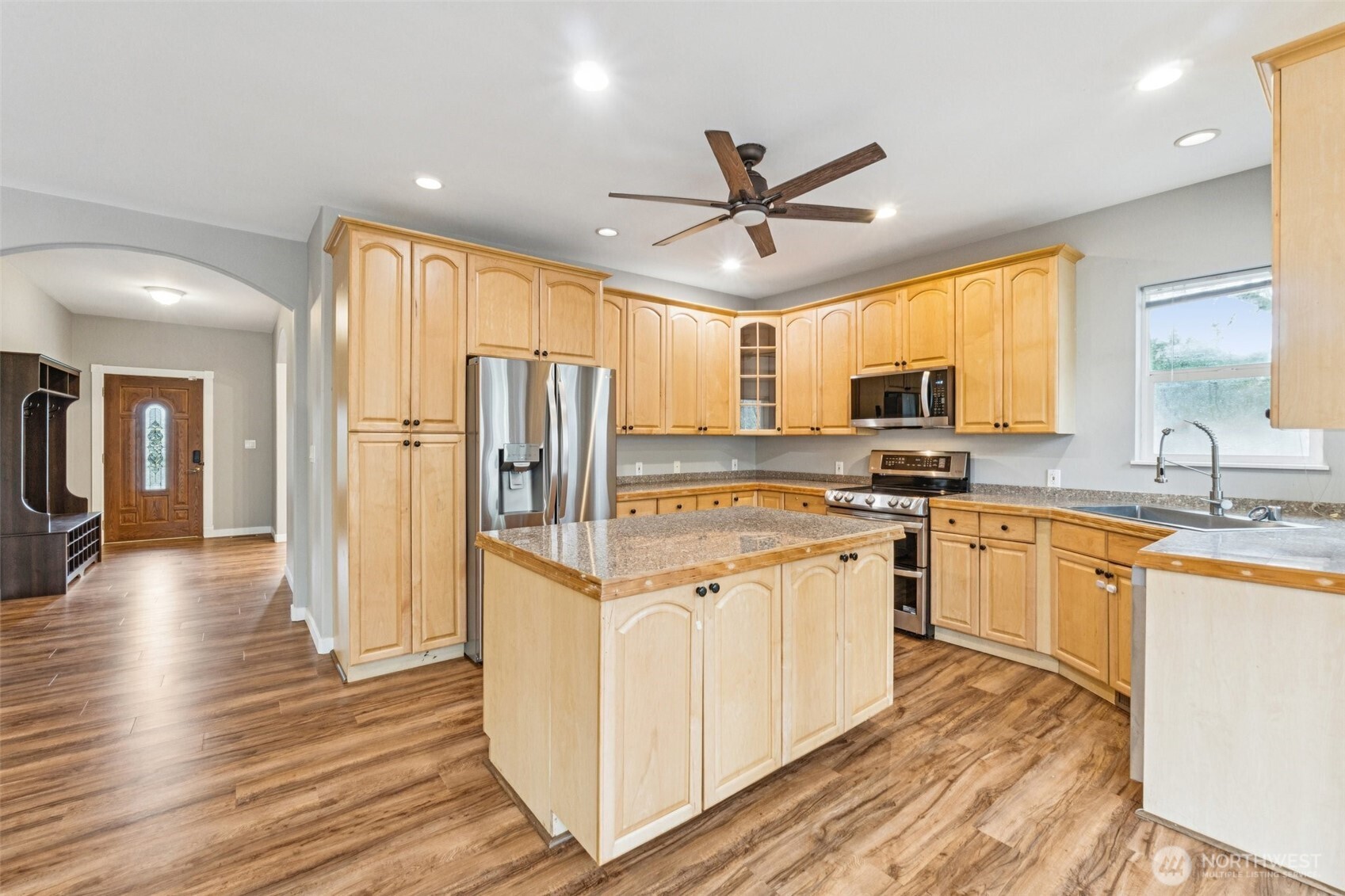 17214 Snohomish Avenue