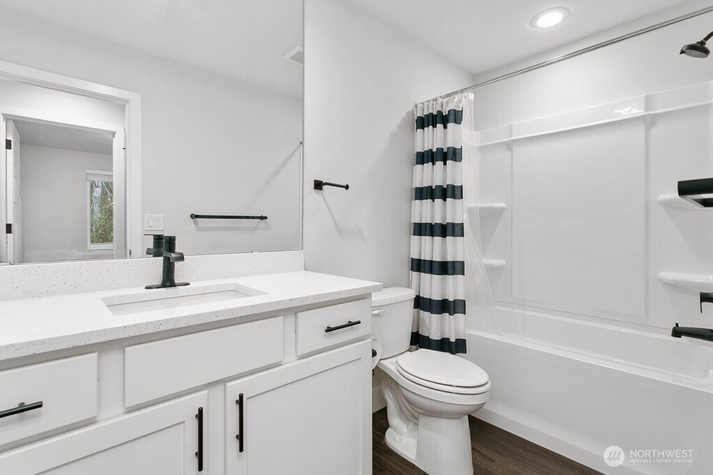 13421 Admiralty Way Unit: D3