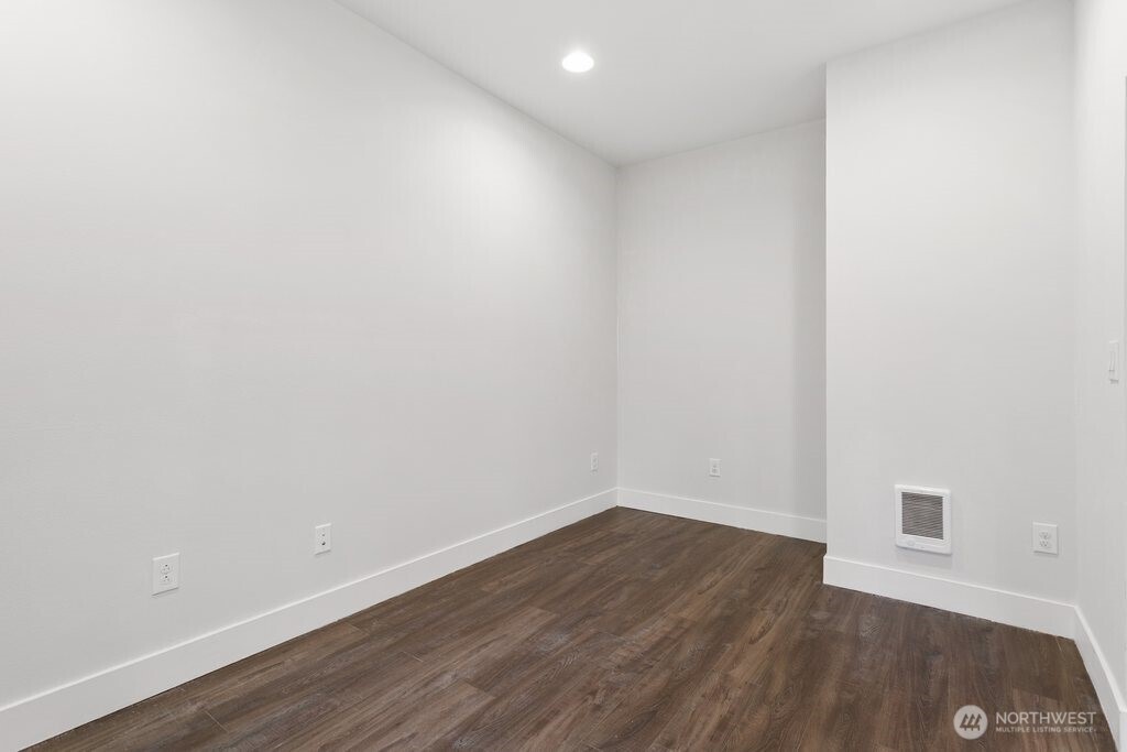 13421 Admiralty Way Unit: D3