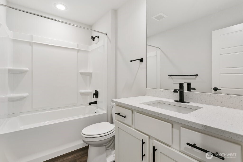 13421 Admiralty Way Unit: D3