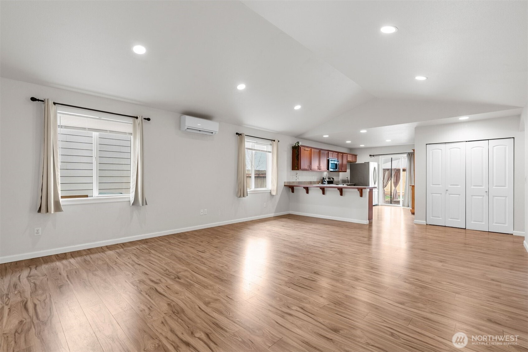 9610 203rd Street E