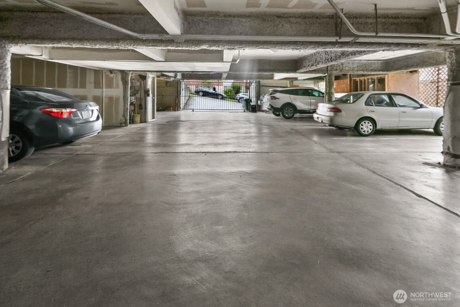 1836 25th Avenue Unit: 204