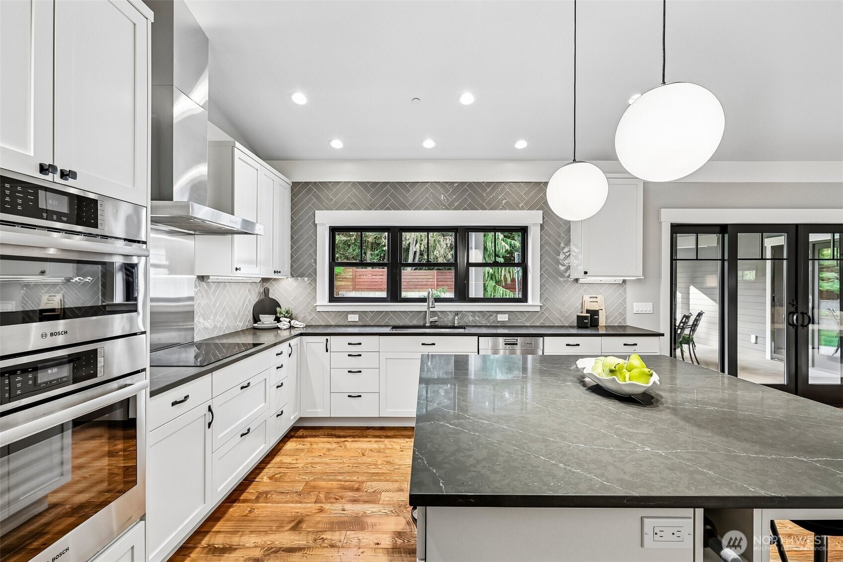 12405 NE 108th Place