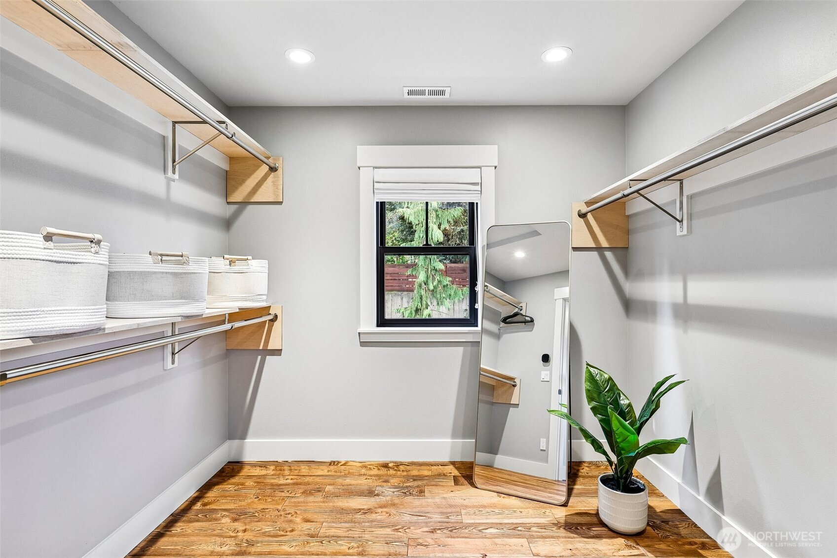 12405 NE 108th Place