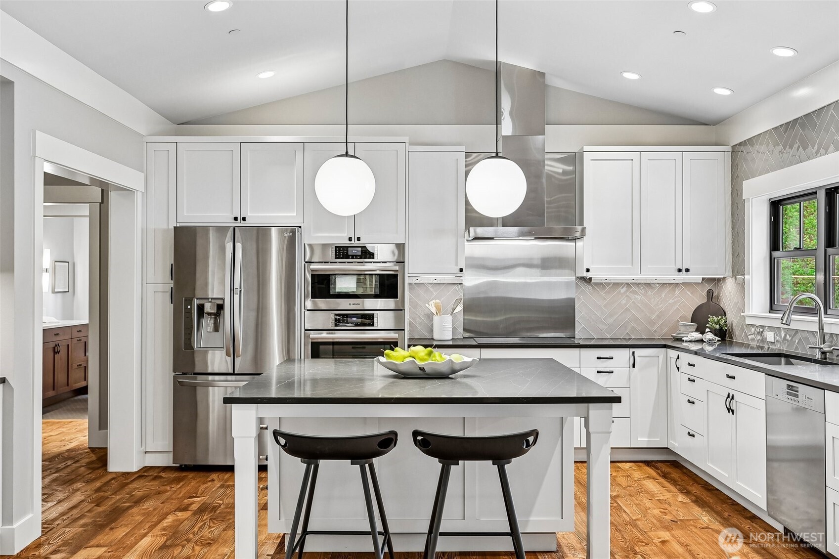 12405 NE 108th Place