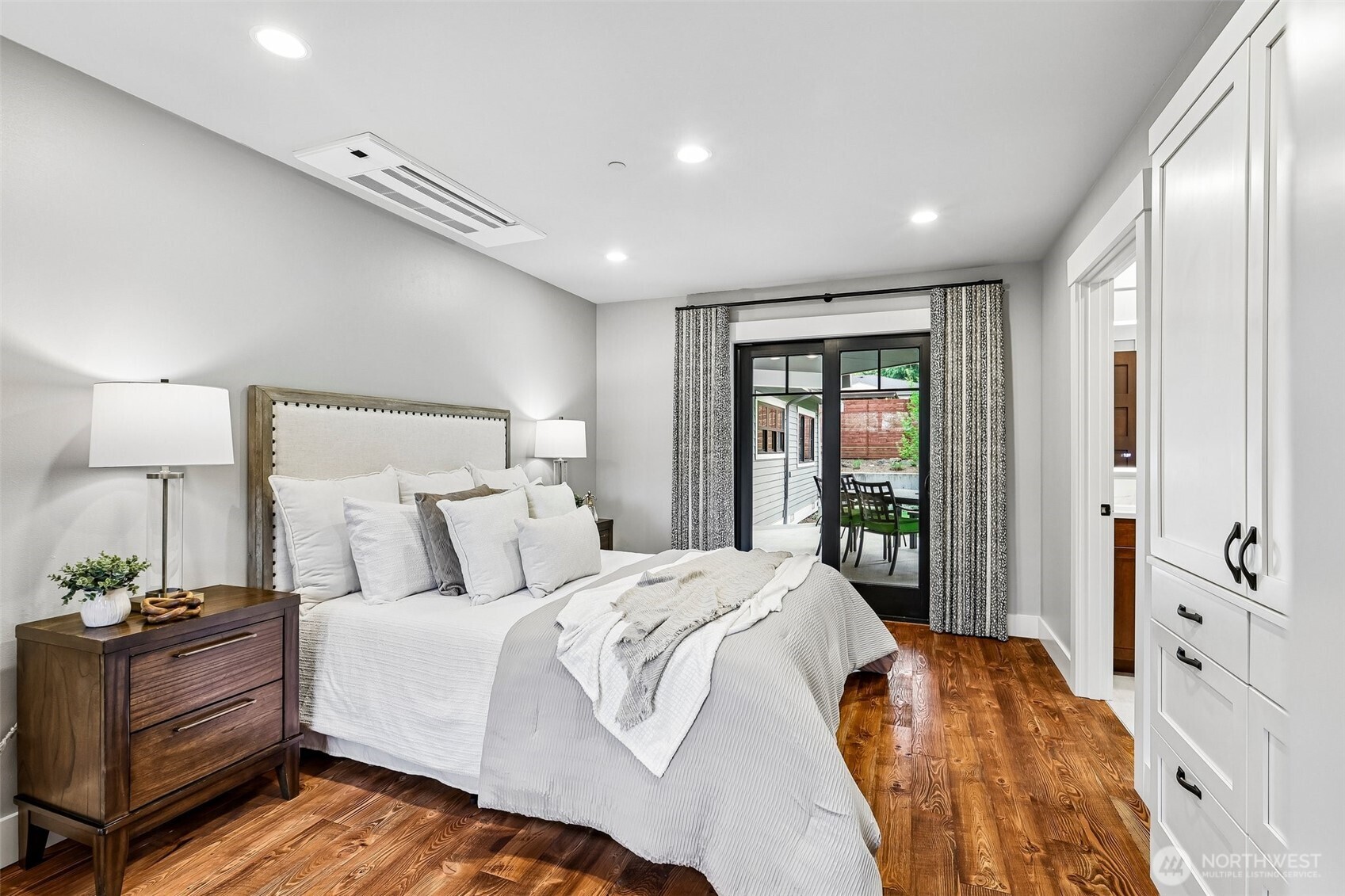 12405 NE 108th Place