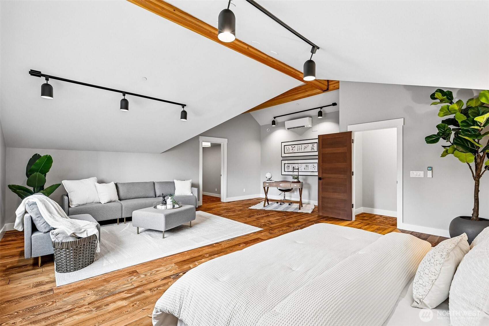 12405 NE 108th Place