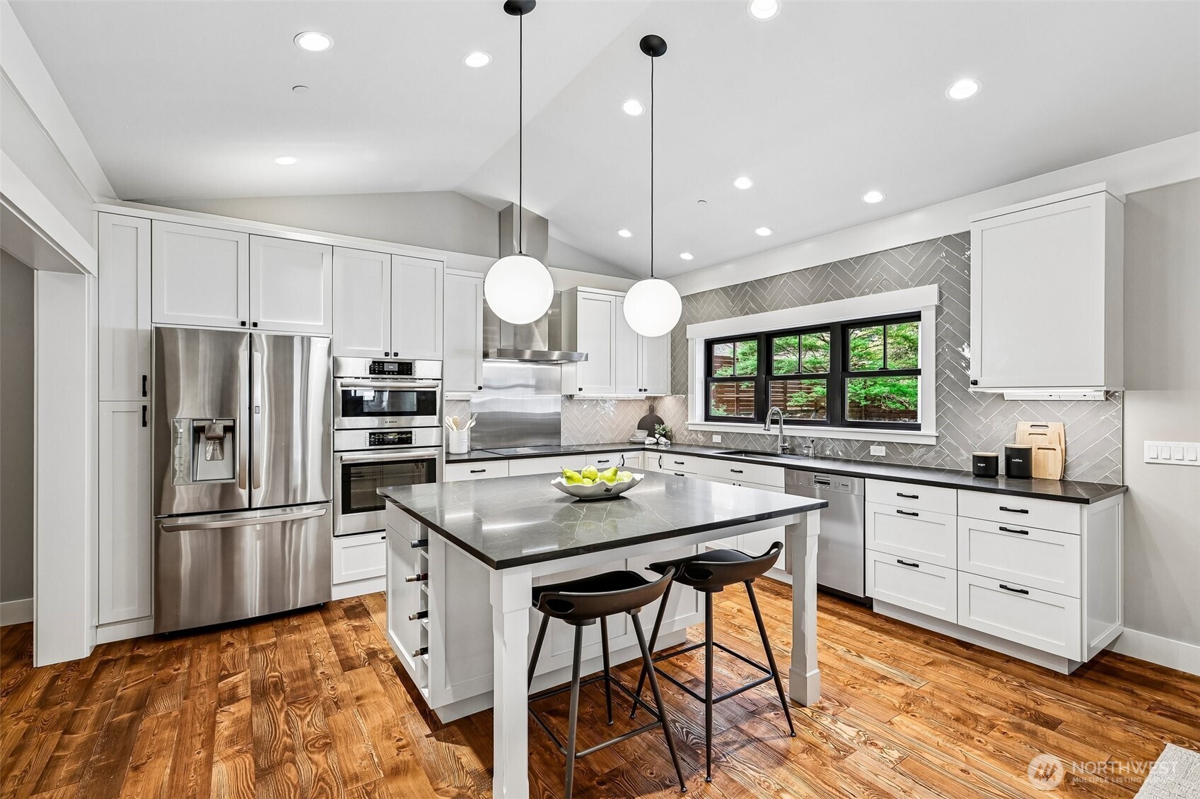 12405 NE 108th Place