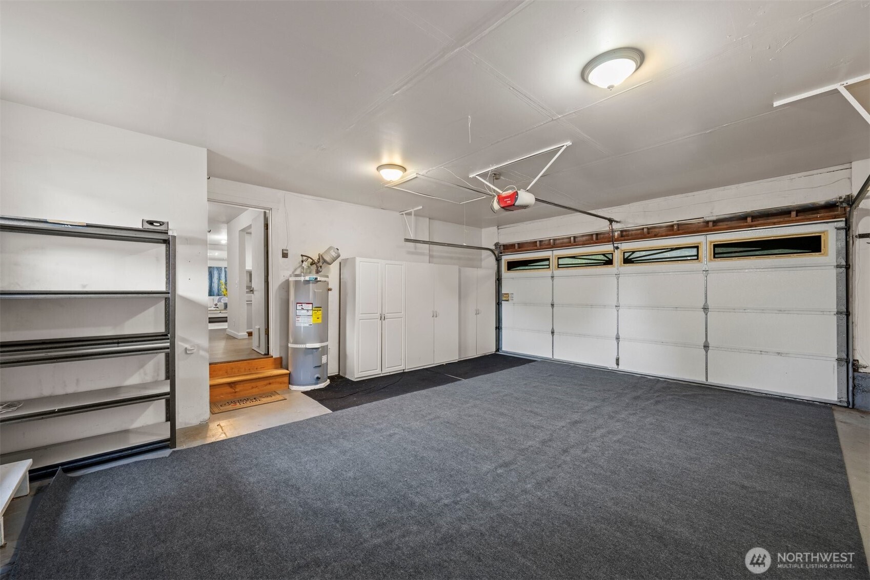 25 E Intercity Avenue